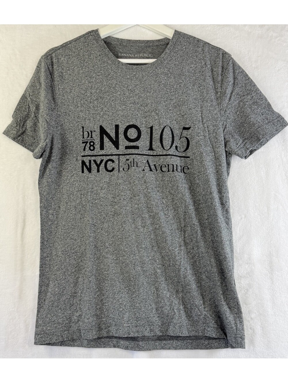 Banana Republic Tee Men Medium Gray Short Sleeve T Shirt Graphic NYC